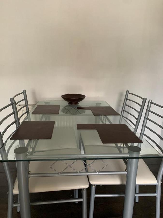 Eastbourne Late Check In Available Apartman Polegate Kültér fotó